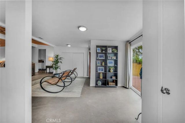 9707 Foothill, Sylmar, CA 91342