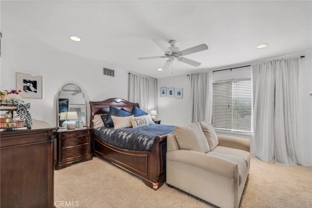 9707 Foothill, Sylmar, CA 91342