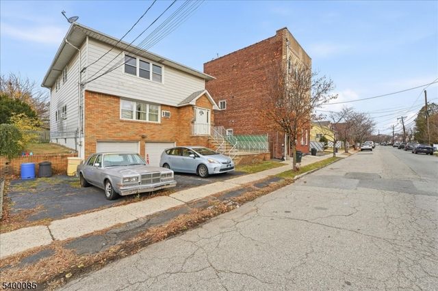 203 Westervelt Pl, Lodi Boro, NJ 07644