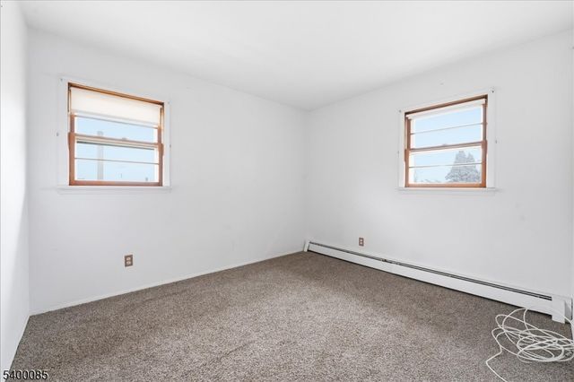 203 Westervelt Pl, Lodi Boro, NJ 07644