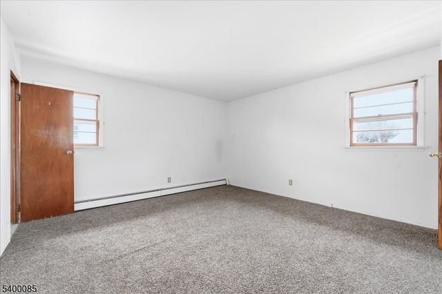 203 Westervelt Pl, Lodi Boro, NJ 07644