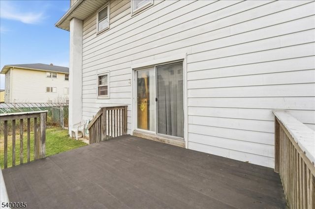 203 Westervelt Pl, Lodi Boro, NJ 07644