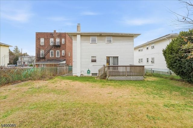 203 Westervelt Pl, Lodi Boro, NJ 07644