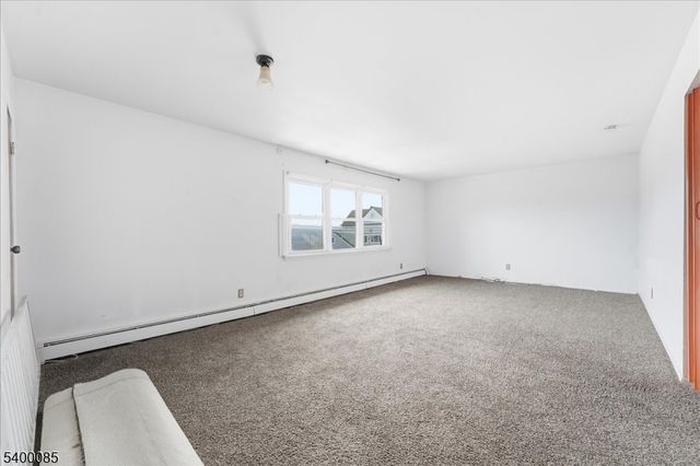 203 Westervelt Pl, Lodi Boro, NJ 07644