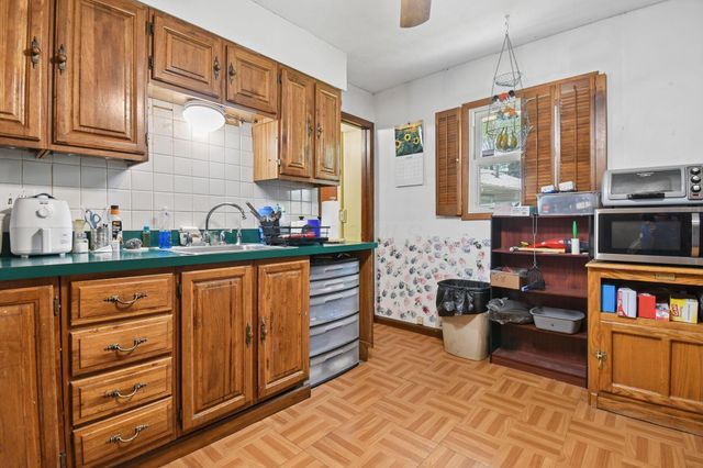 916 S Hampton Road, Columbus, OH 43227