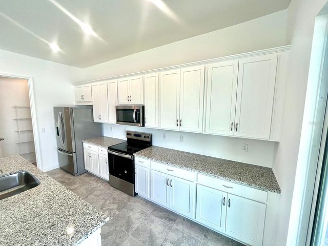 3082 VOYAGER AVENUE, St Cloud, FL 34771