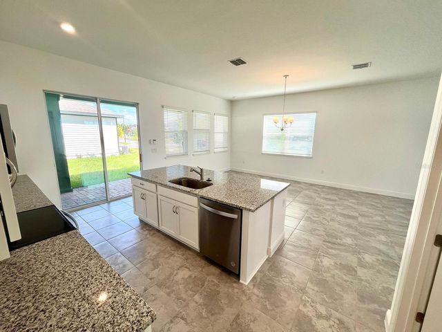 3082 VOYAGER AVENUE, St Cloud, FL 34771