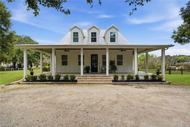3651 Bateman RD, Alva, FL 33920