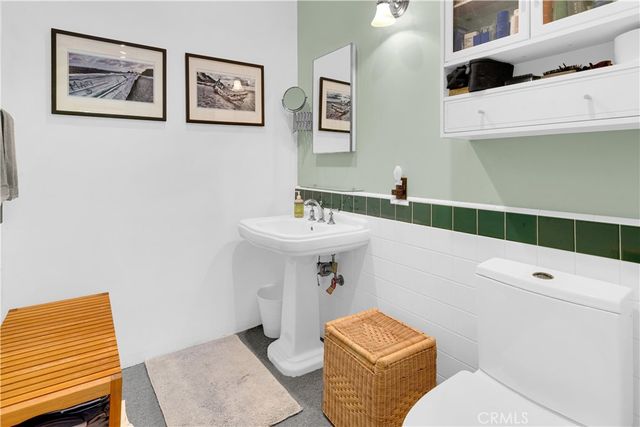 71182 Heinsen, Bradley, CA 93426