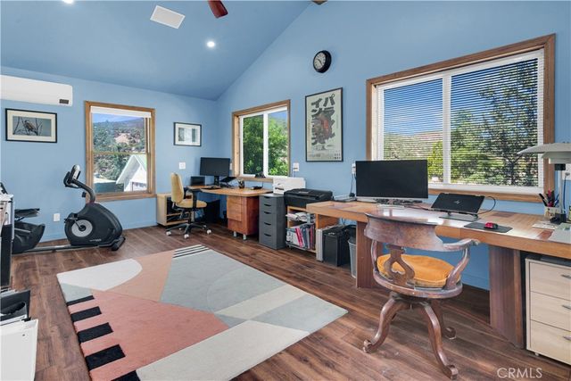 71182 Heinsen, Bradley, CA 93426