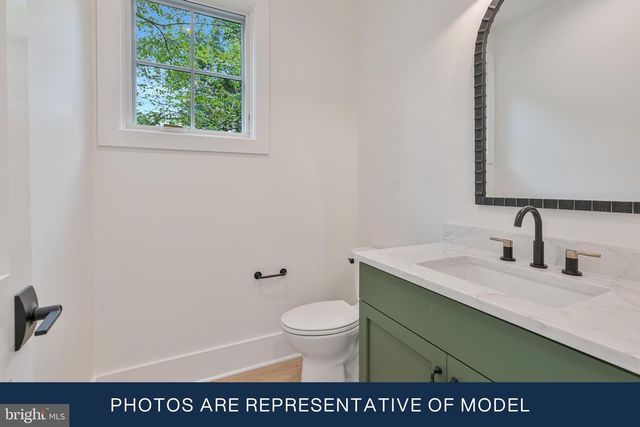 123 N EDGEWOOD ST, Arlington, VA 22201