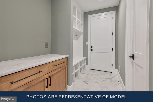 123 N EDGEWOOD ST, Arlington, VA 22201