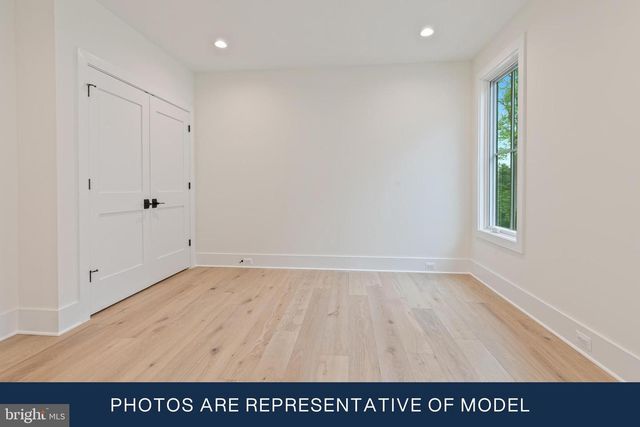 123 N EDGEWOOD ST, Arlington, VA 22201