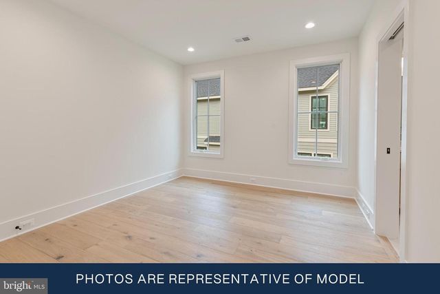 123 N EDGEWOOD ST, Arlington, VA 22201