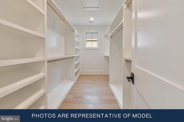 123 N EDGEWOOD ST, Arlington, VA 22201