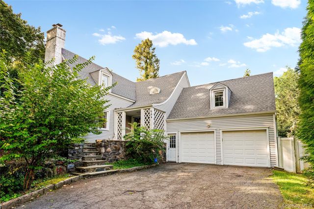 594 Fort Hill Road, Scarsdale, NY 10583