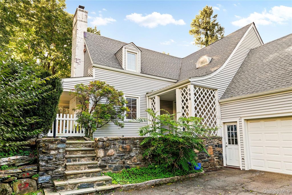594 Fort Hill Road, Scarsdale, NY 10583 — exterior