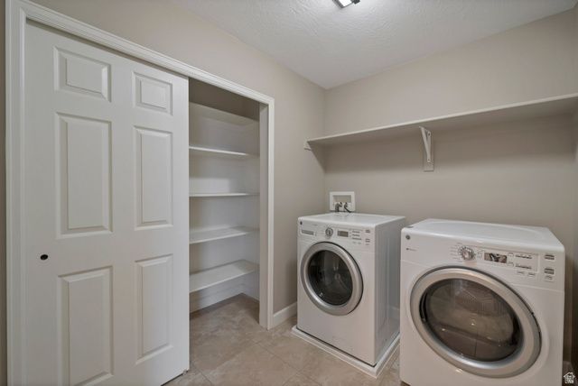 11184 S HEATHER GROVE LN, South Jordan, UT 84095