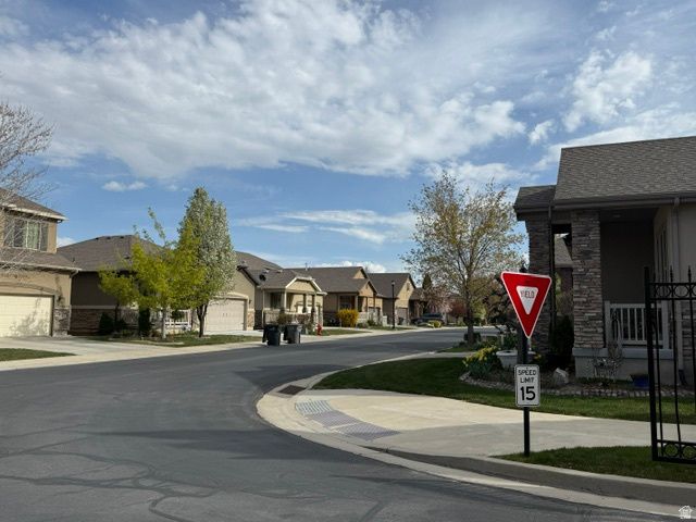 11184 S HEATHER GROVE LN, South Jordan, UT 84095