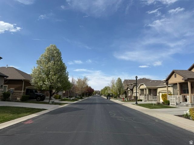 11184 S HEATHER GROVE LN, South Jordan, UT 84095