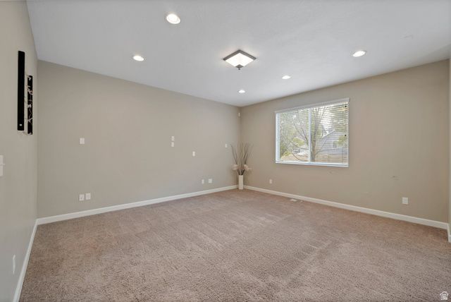 11184 S HEATHER GROVE LN, South Jordan, UT 84095