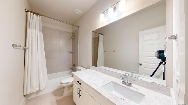11526 HOLLERING PASS, Schertz, TX 78154