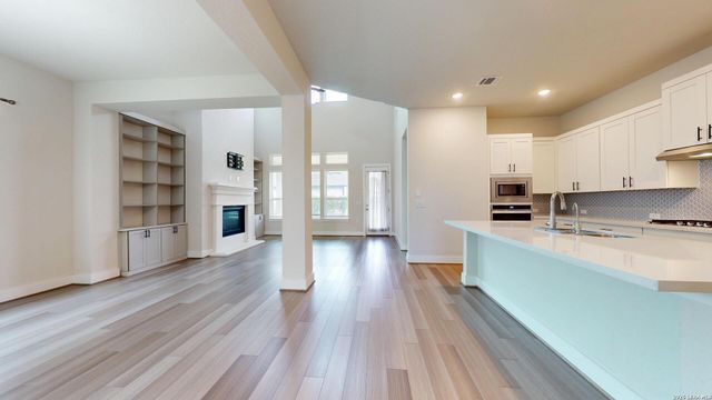 11526 HOLLERING PASS, Schertz, TX 78154