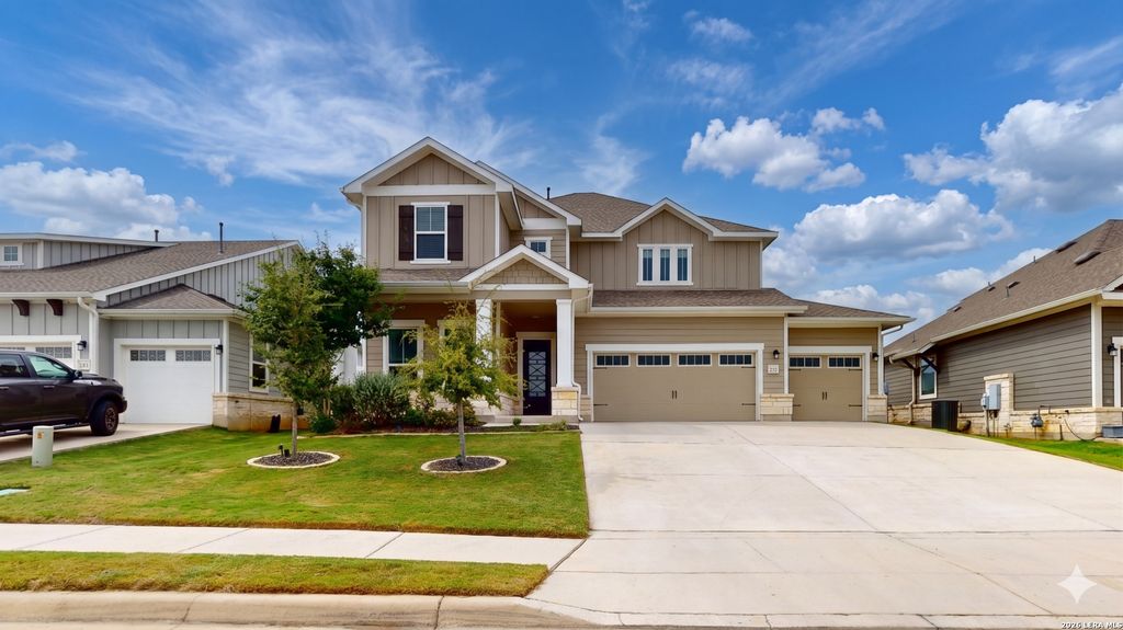 11526 HOLLERING PASS, Schertz, TX 78154