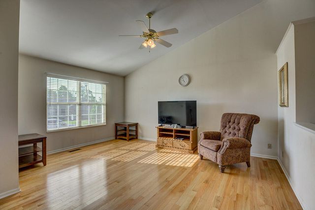 10700 Kelsey Drive, Independence, KY 41051