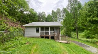 2670 Looney Rd, Parrottsville, TN 37843