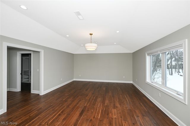 26436 Annesley Road, Beachwood, OH 44122