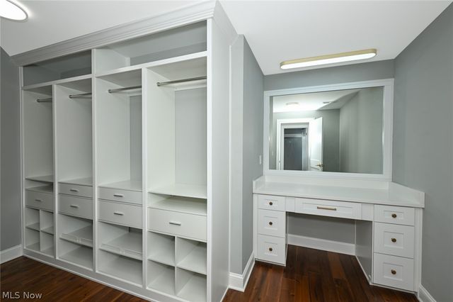 26436 Annesley Road, Beachwood, OH 44122