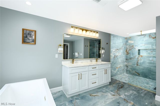 26436 Annesley Road, Beachwood, OH 44122