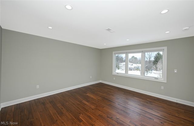 26436 Annesley Road, Beachwood, OH 44122