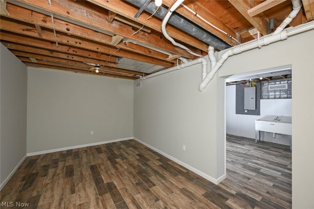 26436 Annesley Road, Beachwood, OH 44122