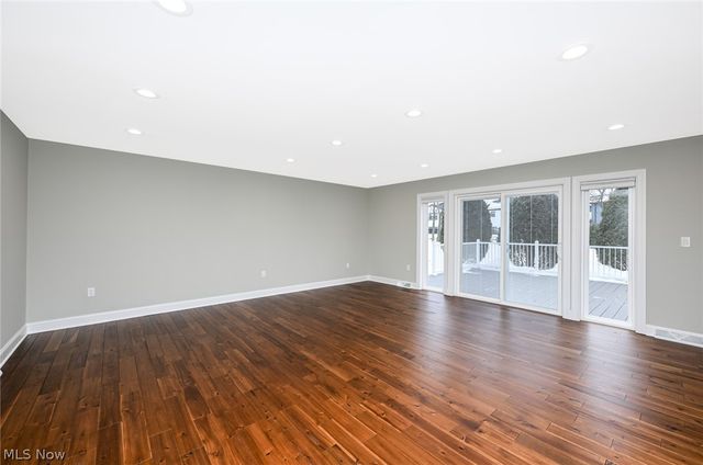 26436 Annesley Road, Beachwood, OH 44122