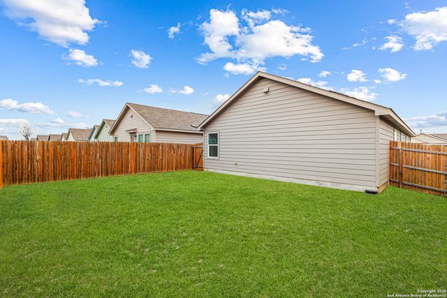 2811 Gustavo, Converse, TX 78109