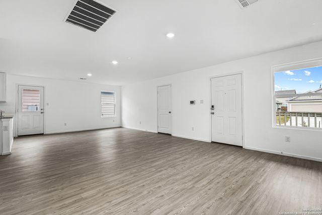 2811 Gustavo, Converse, TX 78109