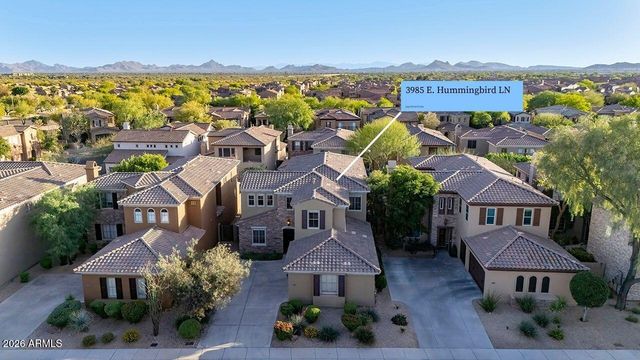 3985 E HUMMINGBIRD Lane, Phoenix, AZ 85050