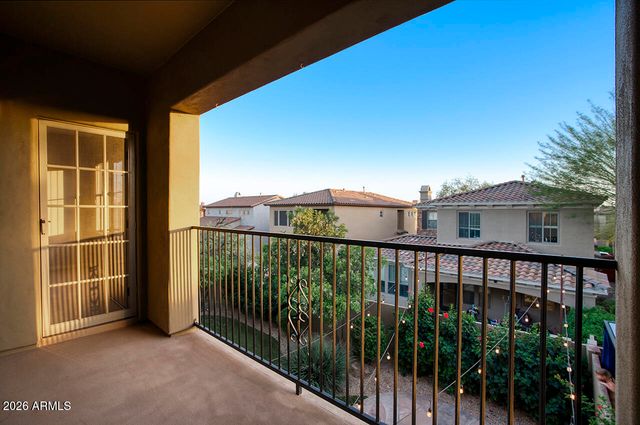 3985 E HUMMINGBIRD Lane, Phoenix, AZ 85050