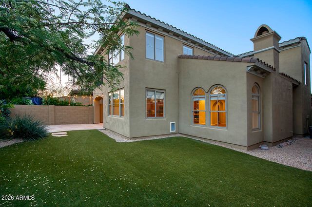 3985 E HUMMINGBIRD Lane, Phoenix, AZ 85050