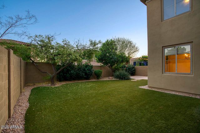 3985 E HUMMINGBIRD Lane, Phoenix, AZ 85050