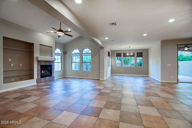 3985 E HUMMINGBIRD Lane, Phoenix, AZ 85050