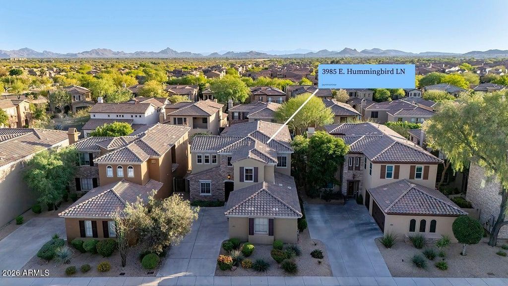 Image 2 of property listing at 3985 E HUMMINGBIRD Lane, Phoenix, AZ 85050