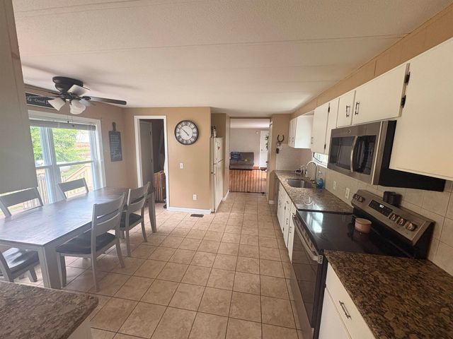 11 Gary Street, Nashua, NH 03062