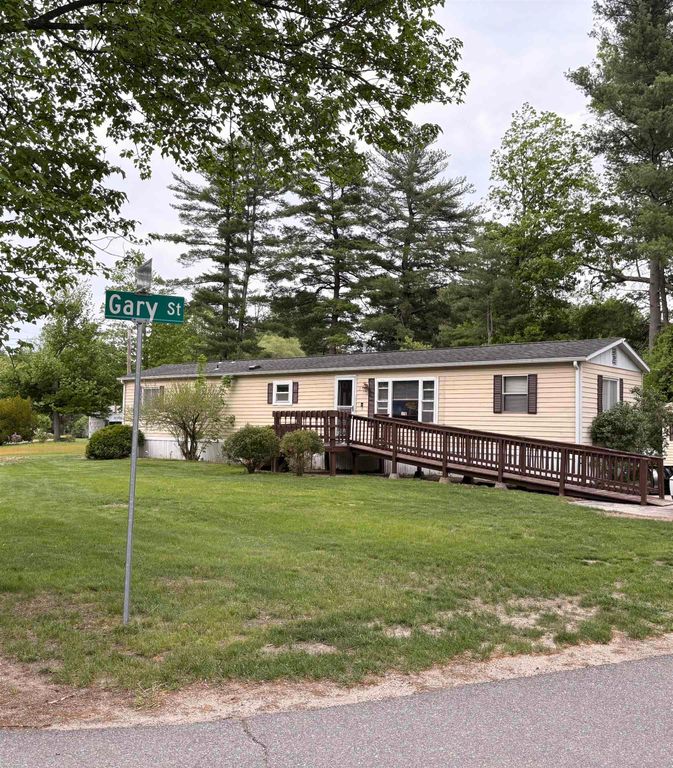 11 Gary Street, Nashua, NH 03062