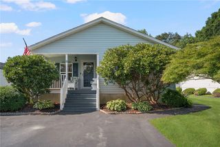 9 Mockingbird Lane, Tiverton, RI 02878