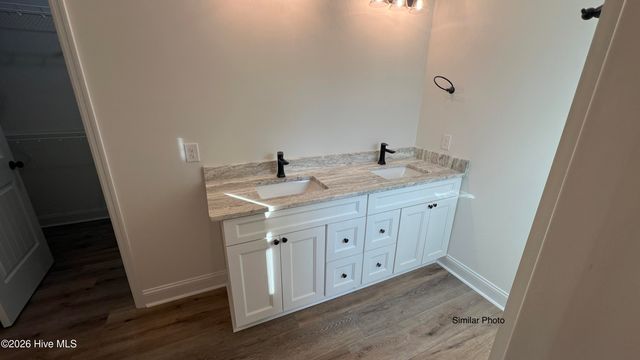 253 Hardison Road, Holly Ridge, NC 28445