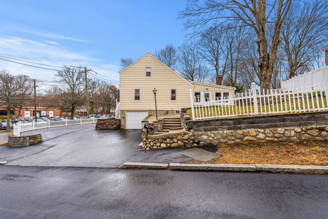 380 Cross Street, Winchester, MA 01890