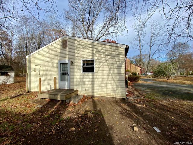 26 N Swezeytown Road, Middle Island, NY 11953